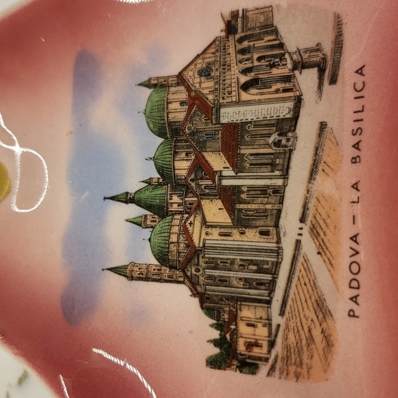 VINTAGE souvenir from Padova La basilica ashtray butter plate dish triangle - Picture 2 of 8
